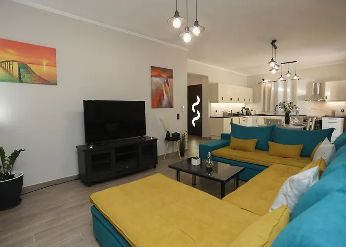 Roberta House * Ano Pavliana
